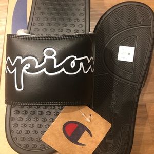 Brand new Champion slide black, men’s 9